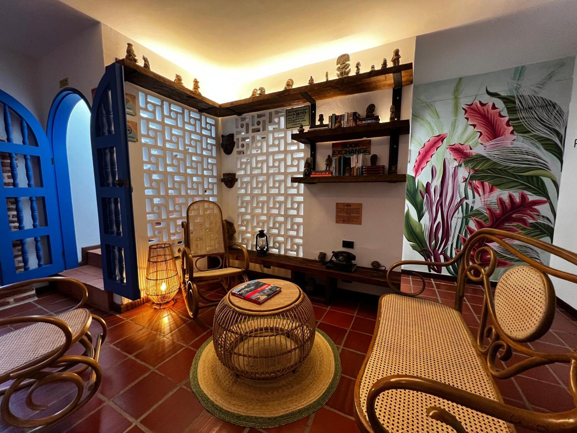 Los Patios Hostel Cartagena エクステリア 写真